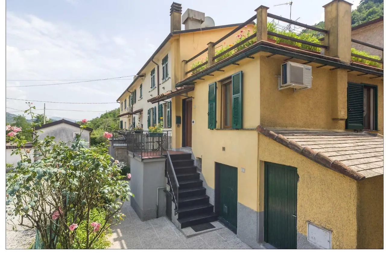 Casa La Rosa Villa Coreglia Ligure Italy
